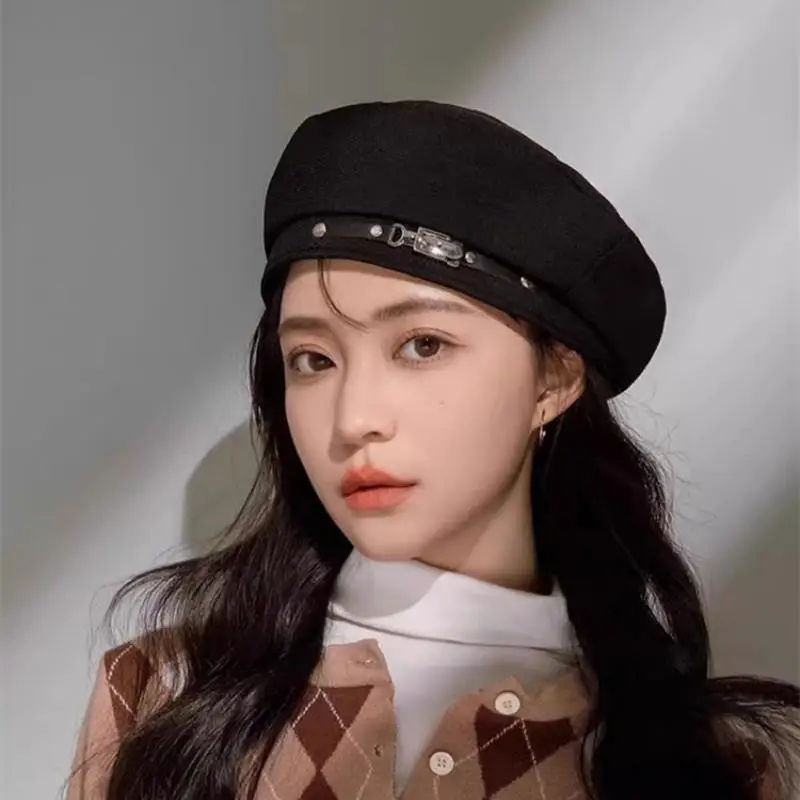 

Vintage-Inspired Beret Cap For Women Adjustable Metal Buckle Beret French Artist Warm Beanie Hat Spring Autumn Female Hats