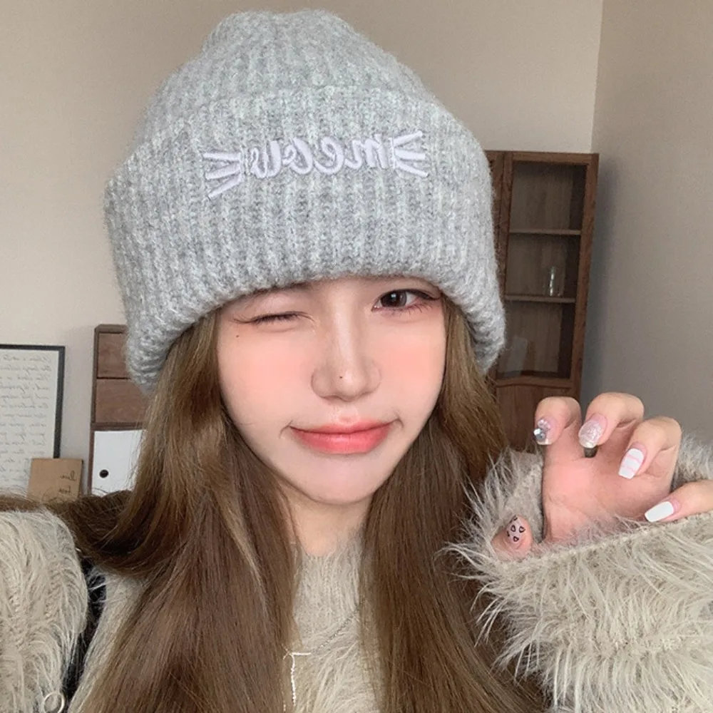 Hot Sale Elegant Knitted Hat Casual Keep Warm Bonnet Caps Windproof Thickening Pullover Hat Women Girls