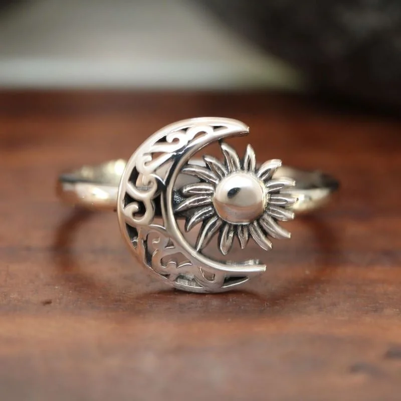 Vintage Simple Moon Sun Ring for Women Creative Delicate Antique Silver Color Party Holiday Jewelry Accessories
