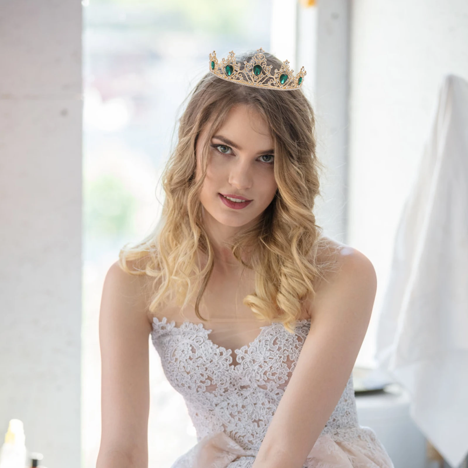 

Bride Crown Retro Rhinestone Crown Women Wedding Hair Accessory Classic Tiara Party Prom Elegant Decorations Special Occasion