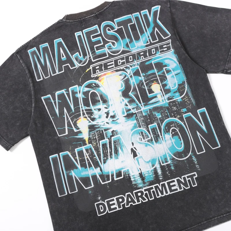 MAJESTIK UFO Flying Saucer Space Print T-Shirt - High Quality High Street Summer Washed Crew Neck Short-Sleeve T-Shirt