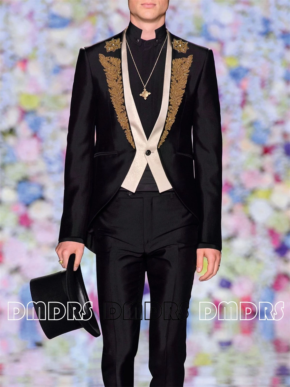 

Gold Lace Collar Men Suit Set, One Button Sllim Fit Suit Jacket and Waist Adjustable Pants, XXS-7XL Tailored Groom Suits