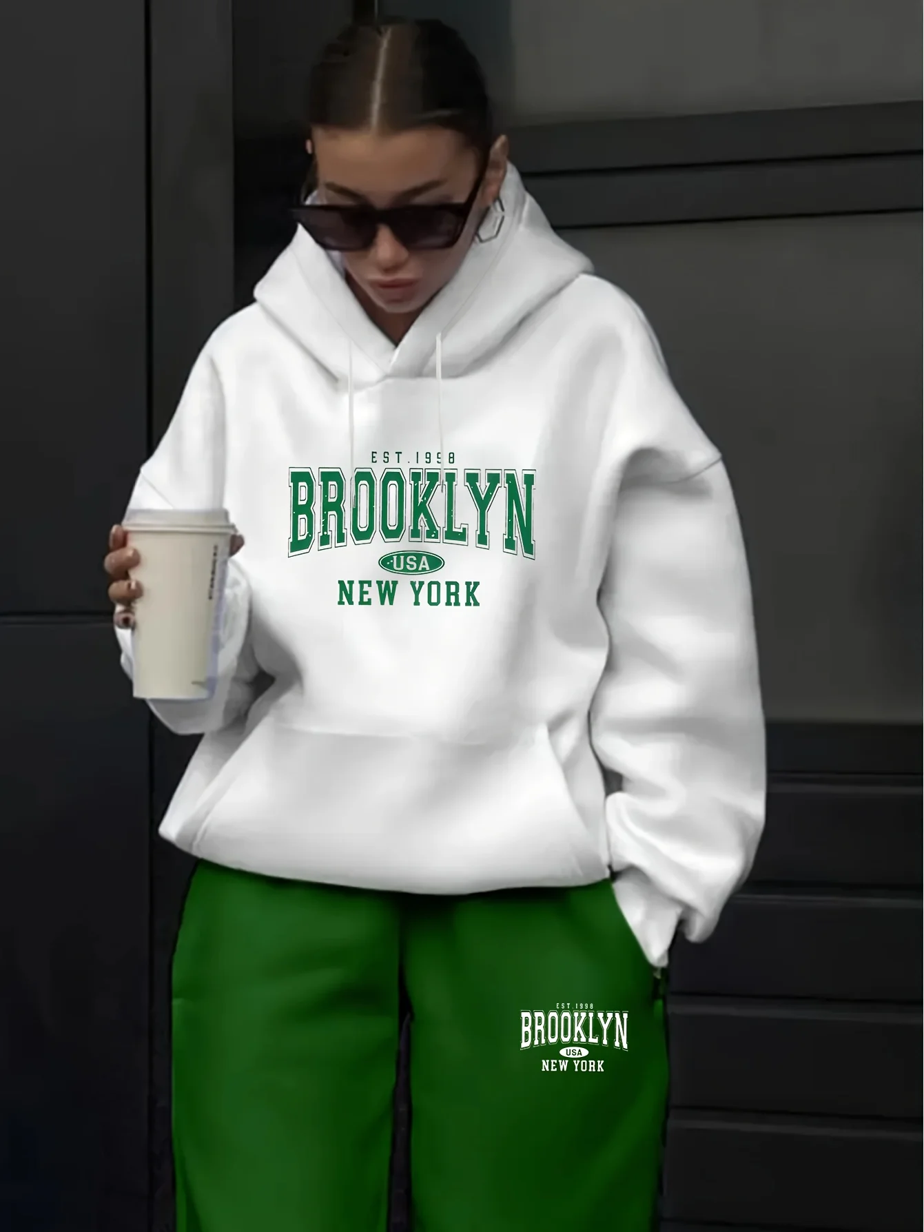 Women's autumn and winter hip-hop casual street heart-shaped printed round neck sports shirt+sports pants set warm clothing