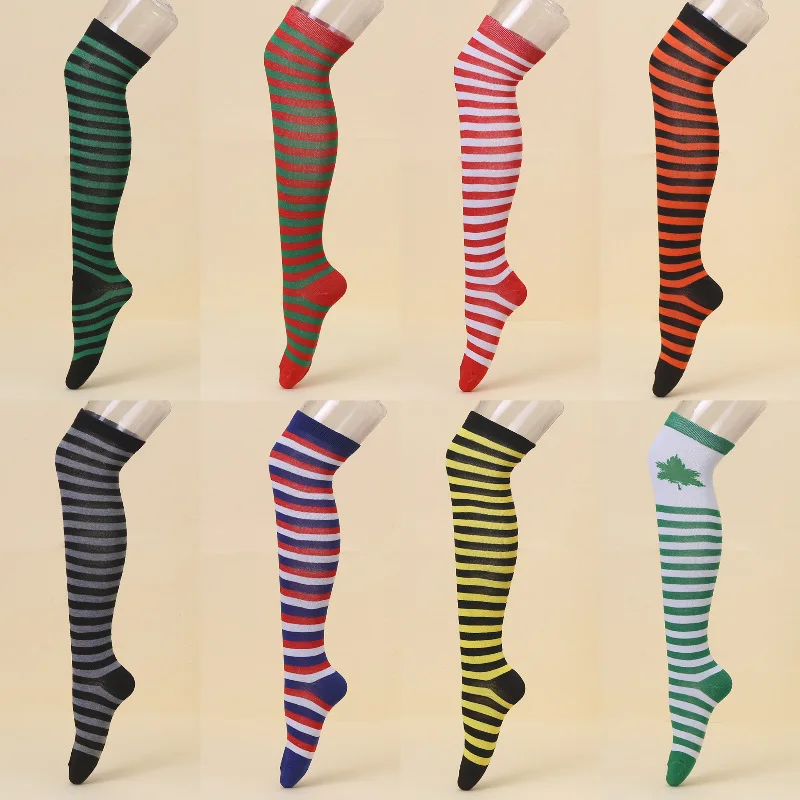 الرياضة غامض طاقم رياضي فستان عيد الميلاد هالوين مخطط الفخذ العليا جورب اليابانية مخطط الركبة عالية النساء بالجملة B7W173