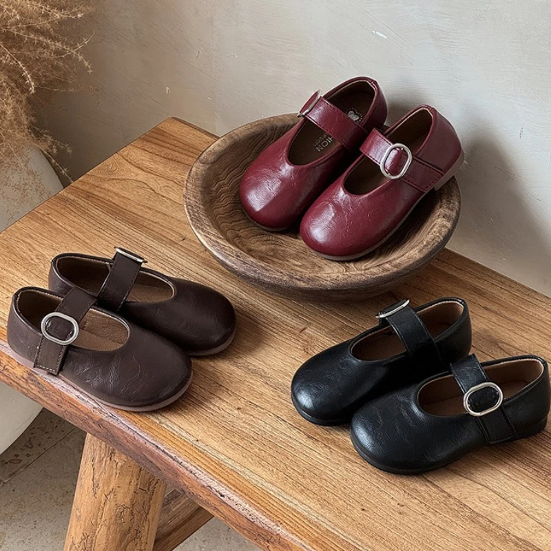 

Child Fashion Small Leather Shoe 2026 Four Seasons New Korean Edition Girl Soft Soled Single Girl Anti Slip Loafers Bean Shoe