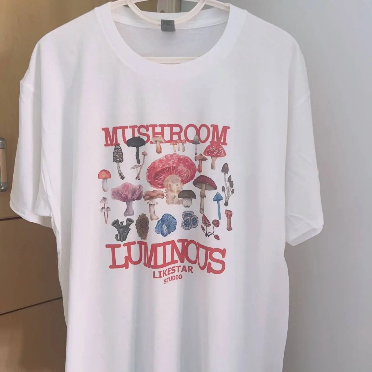 Mushroom Luminate Printed T Shirt Letter Funny Quetes Printing Tee Tops Summer Fashion Women Clothing