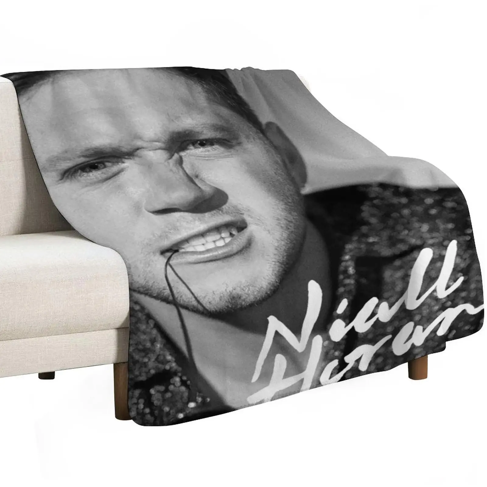 Sevennal Niall Nice To Meet Ya North American Tour 2020 Throw Blanket Fluffy Cozy Throw Blanket for Home Decor