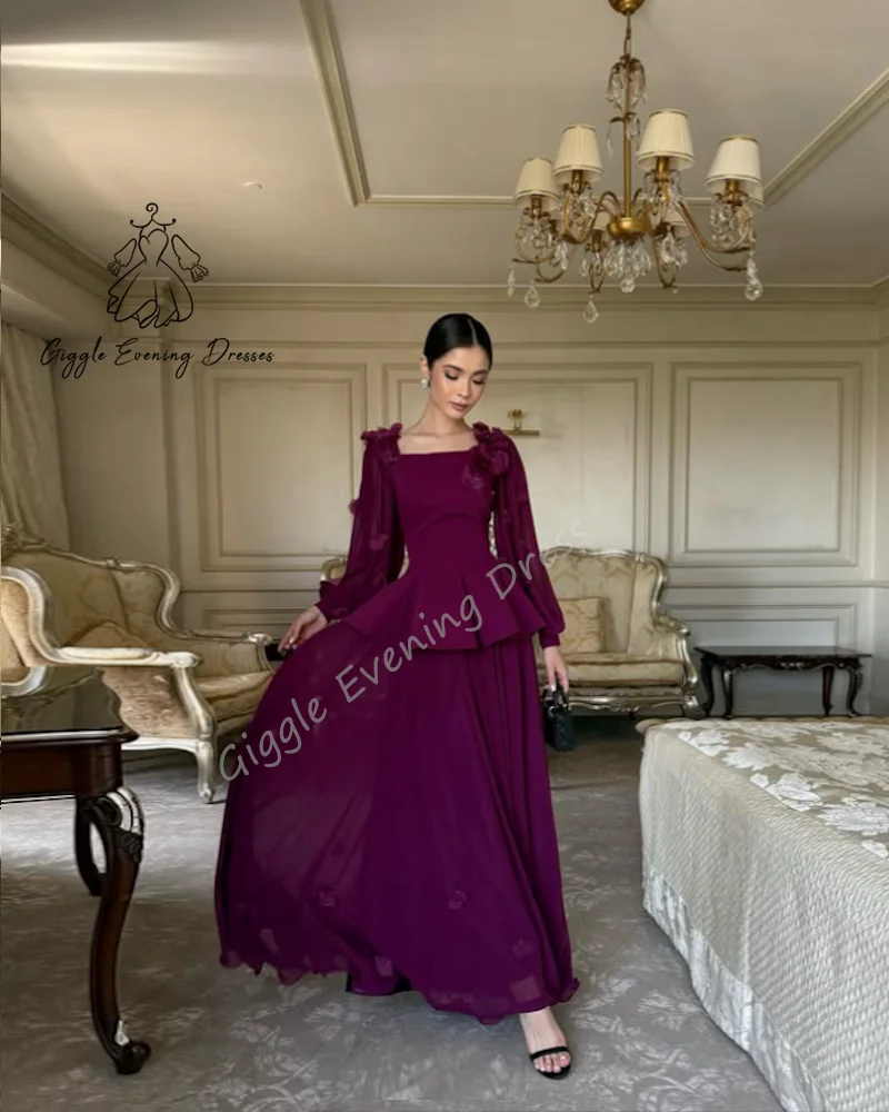 Suknie ślubne damskie, eleganckie i urocze, syrenka, z kwadratowym dekoltem, długim rękawem, drapowaniem, do ziemi, \"Giggle\".