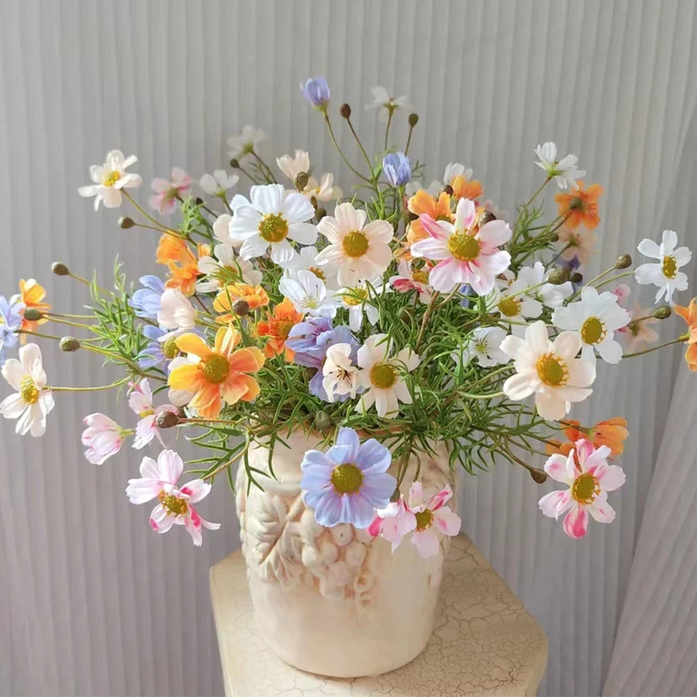 

Daisy Silk Flowers Lifelike Artificial Flower 34cm White Fake Flowers Room Wedding Table Decorations Party Diy Bouquet 1PCs