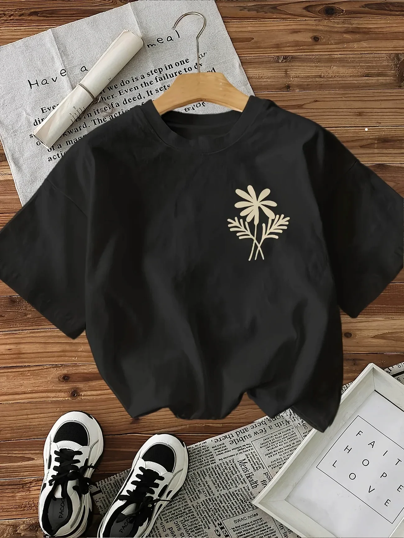 Flowers Letter Print Women T Shirt Round Neck Short Sleeve Botanical Tshirt Cottagecore Clothes Women Retro Aesthetic T-Shirts