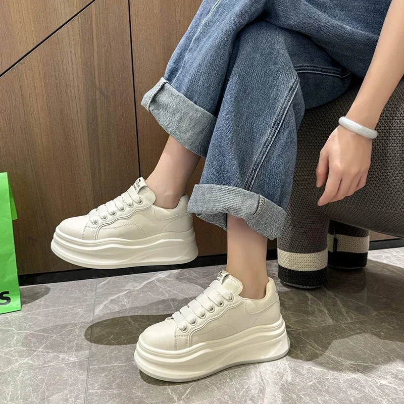 Women's PU Leather White Shoes Walking Platform Sneakers Breathable Height Increase Flat Casual Shoes Cartoon Zapatos De Mujer