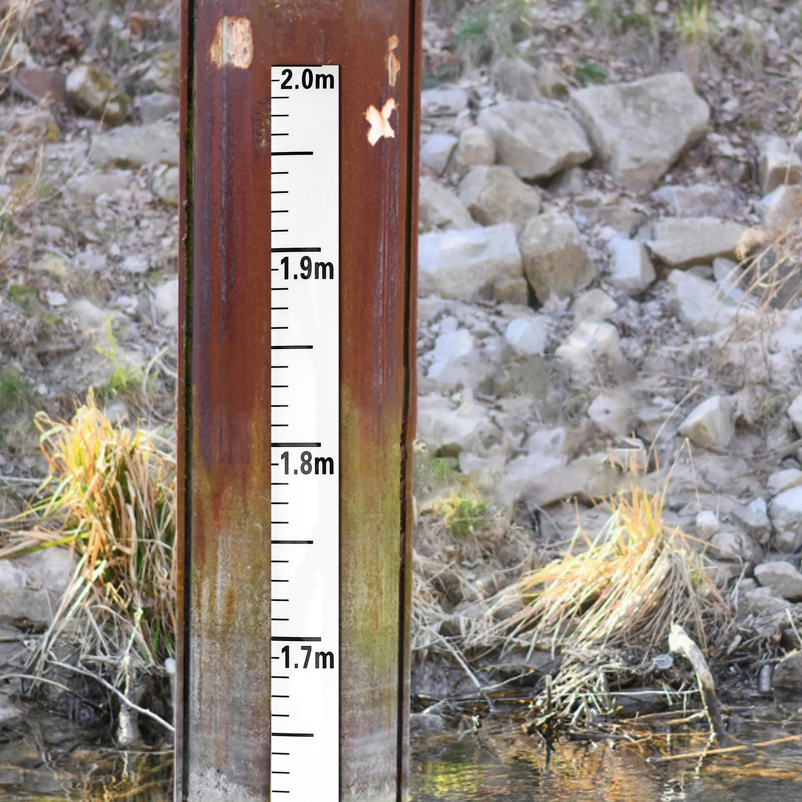 

Aluminum Water Level Scale Sticker Self-Adhesive Reflective Ruler for Pool Pond Tank Water Level Gauge Measuring Tool
