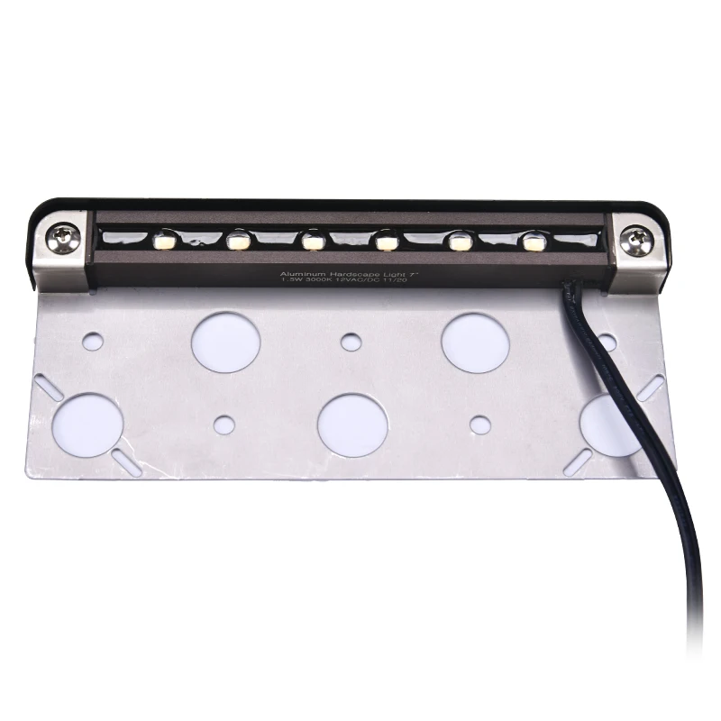 ETL Listed Die-Cast Aluminum LT2702B 12V AC/DC 1.5W 12V 7 Inch IP65 Waterproof 2700K-6000K Hardscape Paver Retaining Wall Light