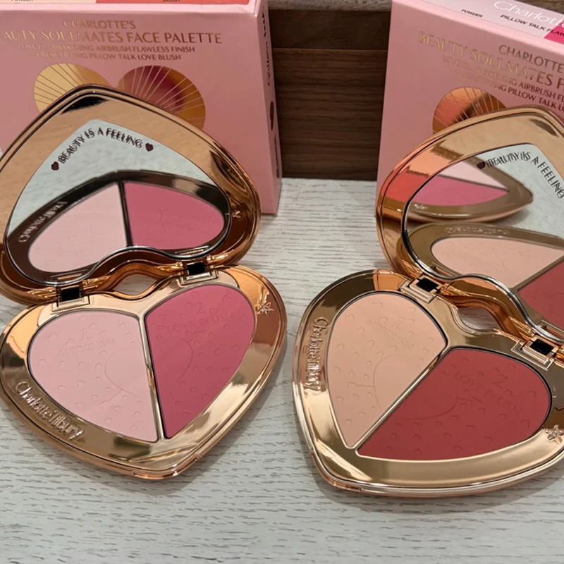 

Двухцветные румяна-пудра Charlotte Tilbury Heart Blusher: стойкий, естественный и безупречный макияж для сияющей кожи. Создайте гладкий и ровный образ.