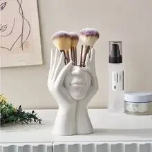 Abstract Facial Design Makeup Storage Box Plastic Pen Holder Light Weight Storage Brush Office Home Decoration Storage Box