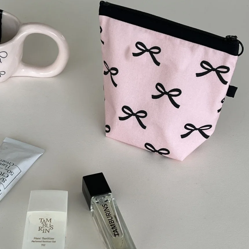Women's New Cosmetic Bag South Korea Cute Wind Ribbon Storage Bag Student pencil case Makeup Bag Travel Makeup Bag Storage Bag
