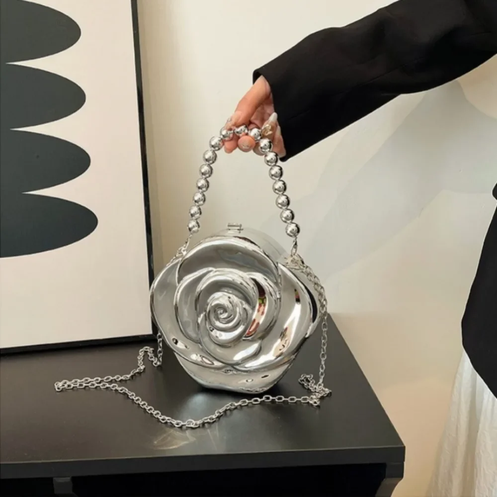 2025, neue Europa und die Vereinigten Staaten, Kette, Blumen, Damentasche, Nischen-Umhängetasche, Perlen-Handheld-Dinner-Damentasche