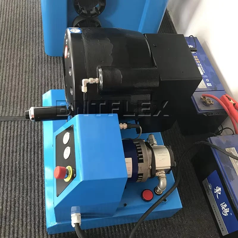 2 بوصة 4 طبقات خرطوم هيدروليكي المكشكش DC12V 24 فولت خدمة الشاحنة المتنقلة آلة تجعيد الخراطيم الهيدروليكية مع رف القوالب