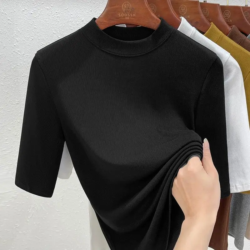 قميص نسائي صغير برقبة دائرية قميص صيفي جديد بأكمام متوسطة تي شيرت علوي