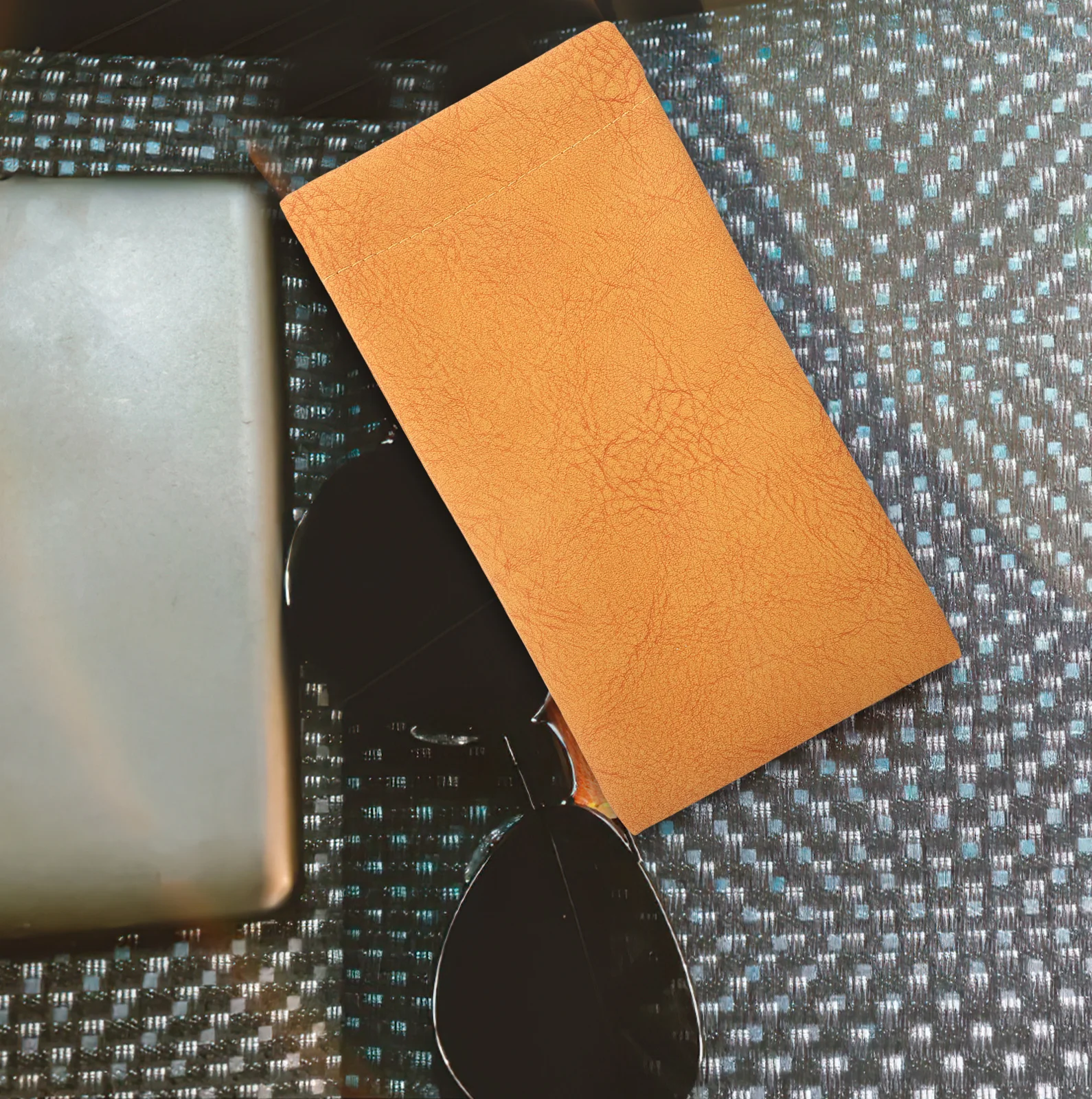 

4Pcs Eyeglasses Pouch Sunglasses Case Durable Iron Material Auto Closing Lightweight Travel Accessories Storage