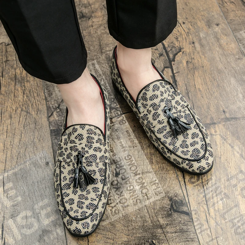 Рисунок 2 - Мужские лоферы, модные и персонализированные