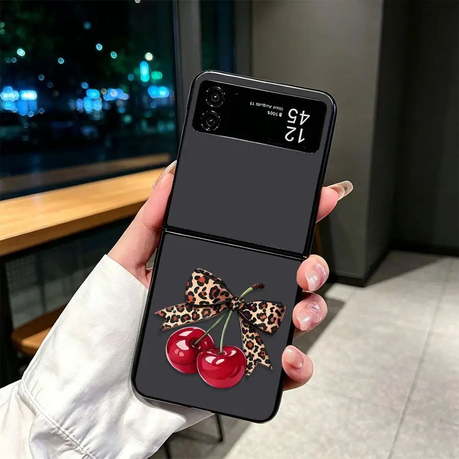 Leopard Bow Cherry Case for Samsung Galaxy Z Flip 8 Z Flip 7 6 5 4 3 Flip6 Flip7 FE Flip5 Flip3 Flip4 Back Phone Cover Funda