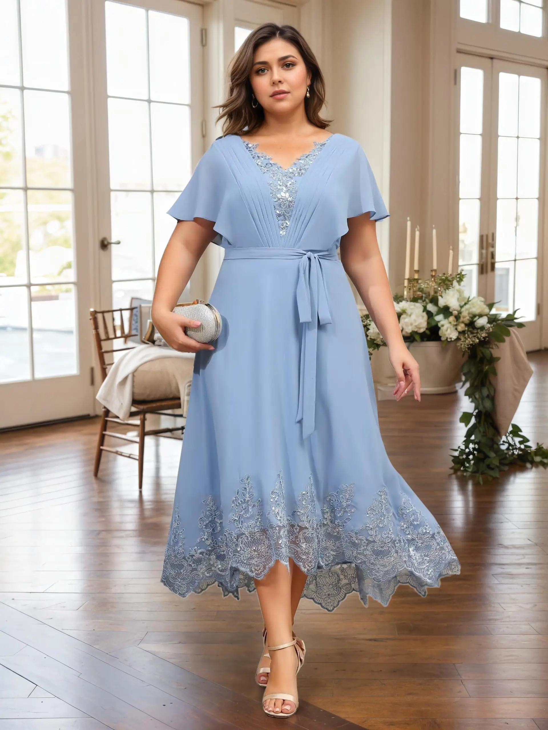 

Plus Size Lace Applique Mother of The Bride Dress for Wedding Short Sleeves Pleated Chiffon Formal Party Gowns