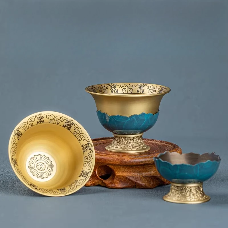 

Cz eight auspicious lotus water offering cup, brass, for home use, buddhist shrine, offering water to buddha, wealth god