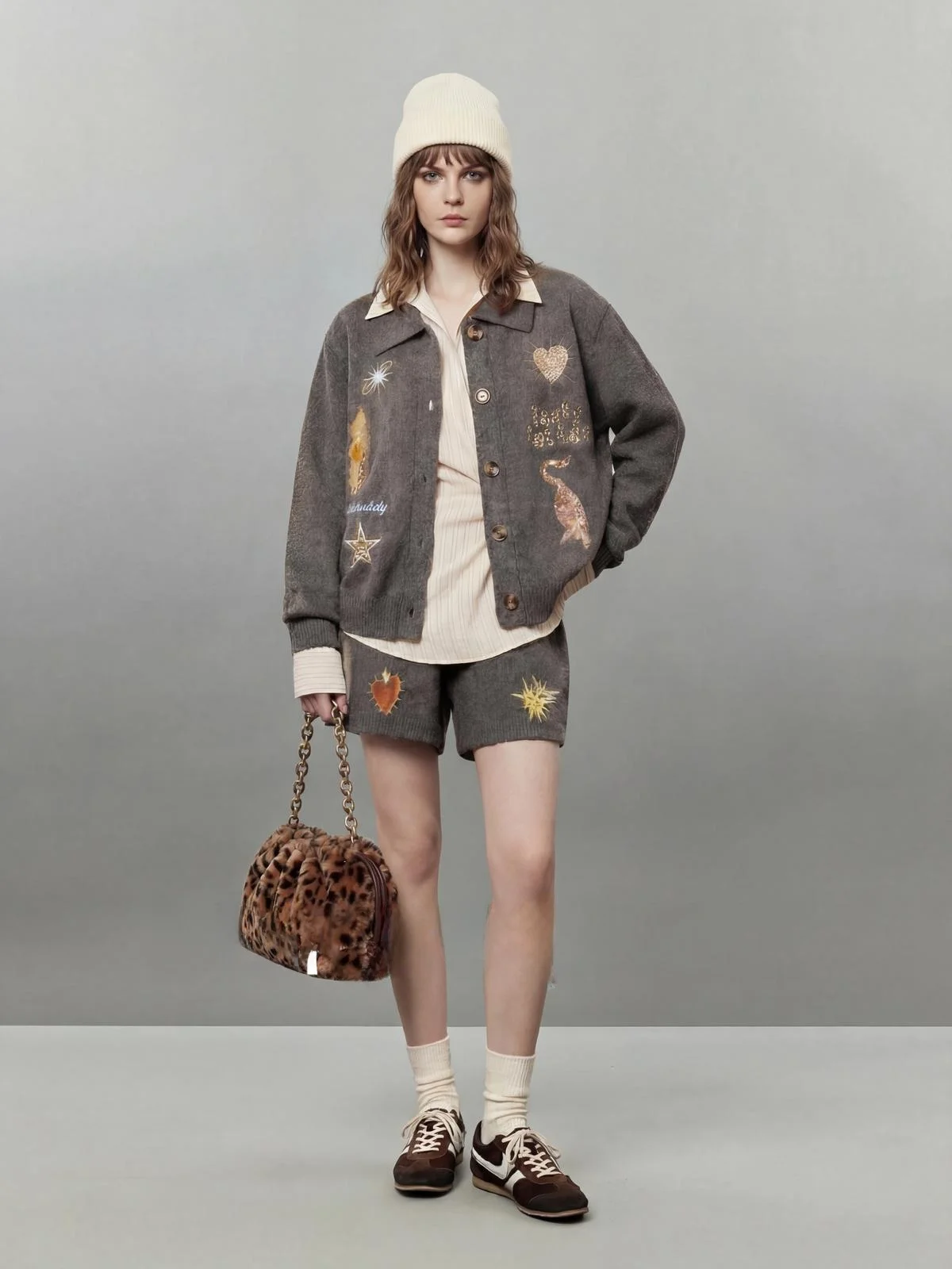 

Вязаный комплект для женщин, весна 2026, повседневный, из двух предметов, с узором «Леопард, сердце, звезда», бренд Uncle, длинный рукав...