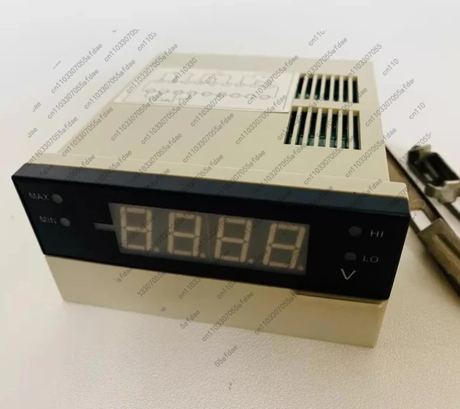 1pc dp3 intelligent digital display upper and lower limit dc voltmeter dp3-dv600 new tool accessories without packaging