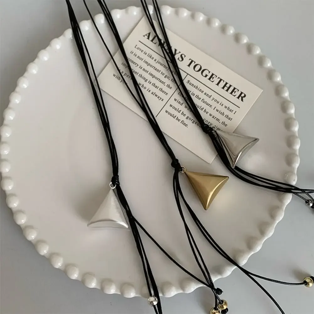 Trendy Ins Minimalist Triangular Pendant Long Fashion Jewelry Charm Collar Choker Neck Chain Gift
