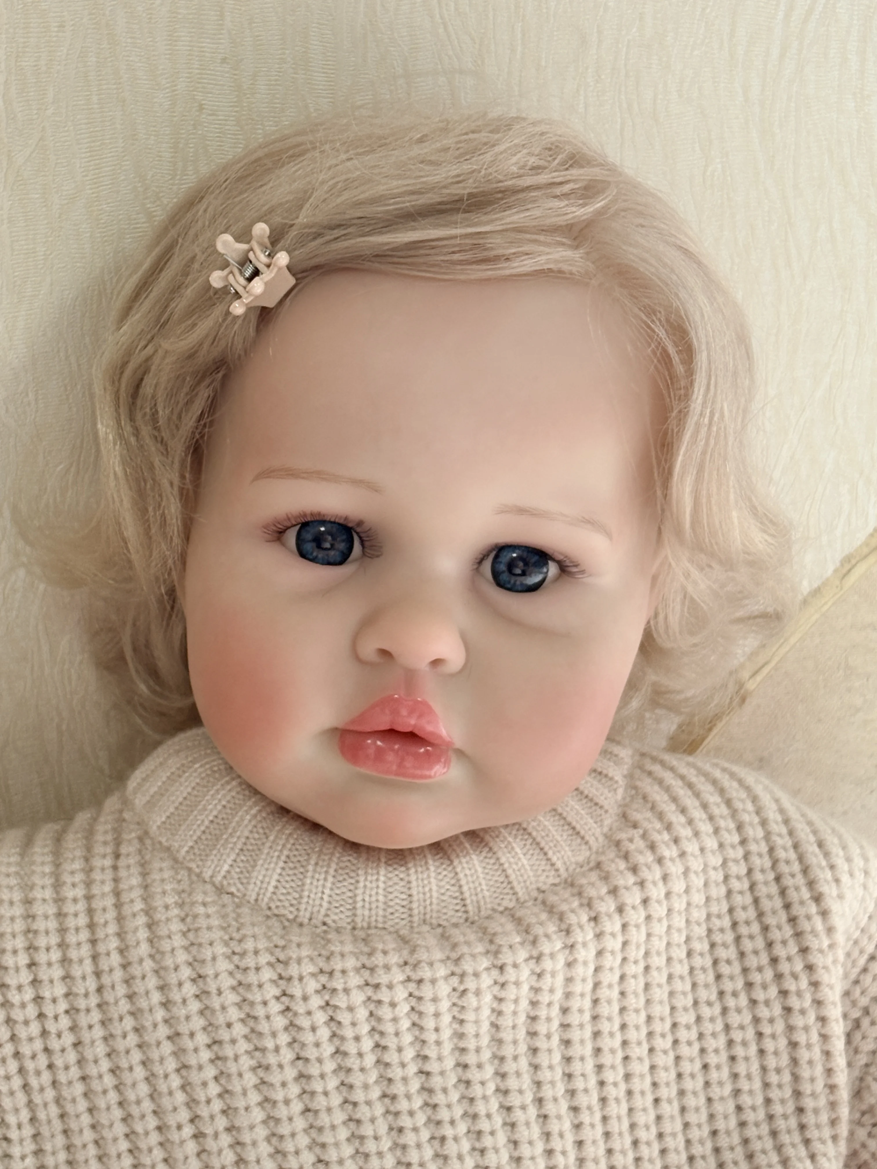 poupee-d'art-de-collection-realiste-pour-tout-petits-ellie-reborn-de-24-pouces-avec-peau-peinte-en-3d-a-l'aspect-naturel-veines-visibles-et-cheveux-implantes-a-la-main