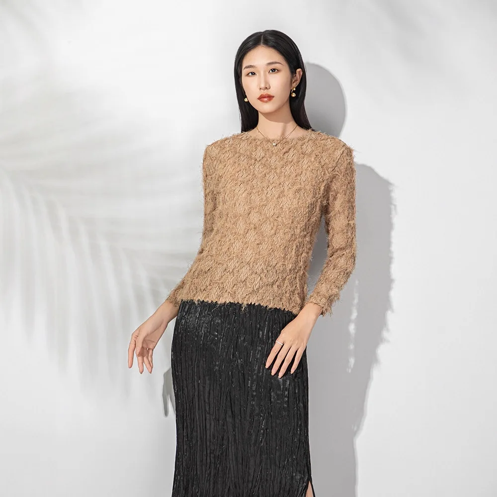 Miyake moda em forma de v plissado topo feminino 2025 novo pulôver de manga comprida em torno do pescoço casual all-match camisa de fundo