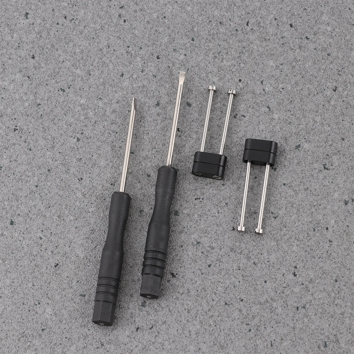

1Set Watch Strap Connecting Rod Stainless Steel Adapter Connector Easy Installation Tool Screwdriver Fits