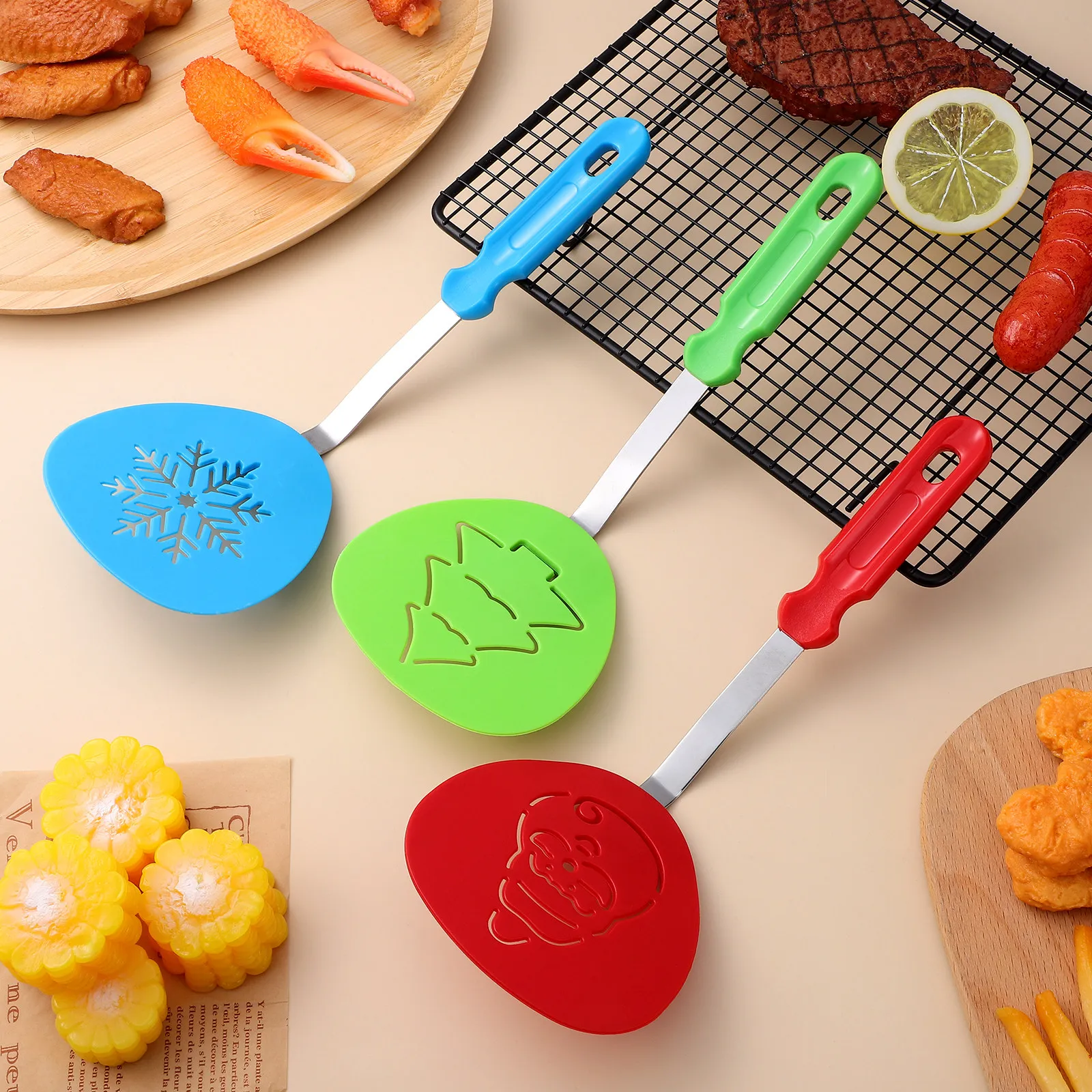 

3Pcs Christmas Cookware Spatula Set Food Grade Nylon Stainless Steel Ergonomic Wok Turner for Kitchen Home Restaurant Use
