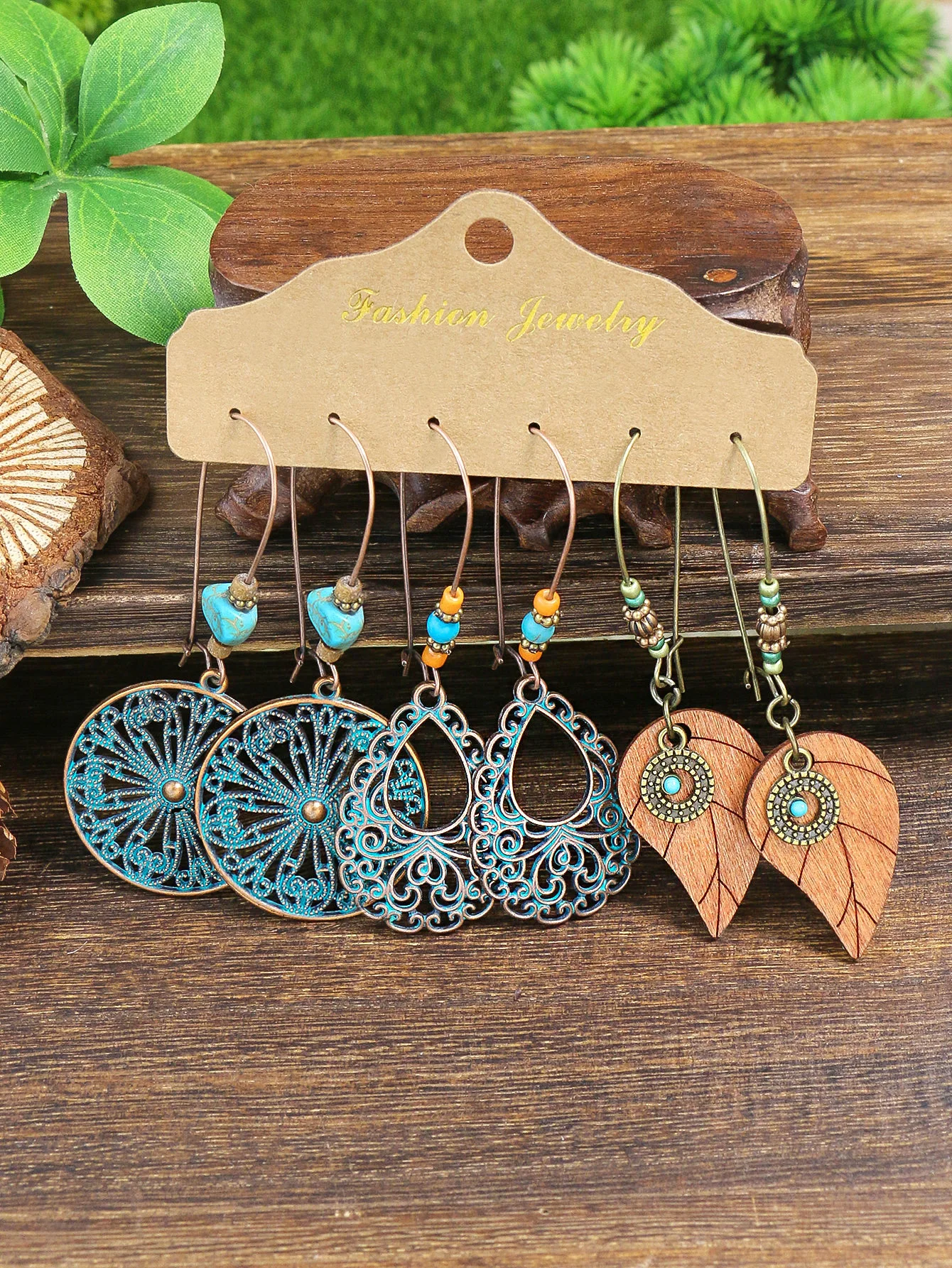 Ethnic Style Antique Alloy Earring Retro Hollow Earrings Bohemian Tassel Leaf Heart Shaped Pendant Accessories