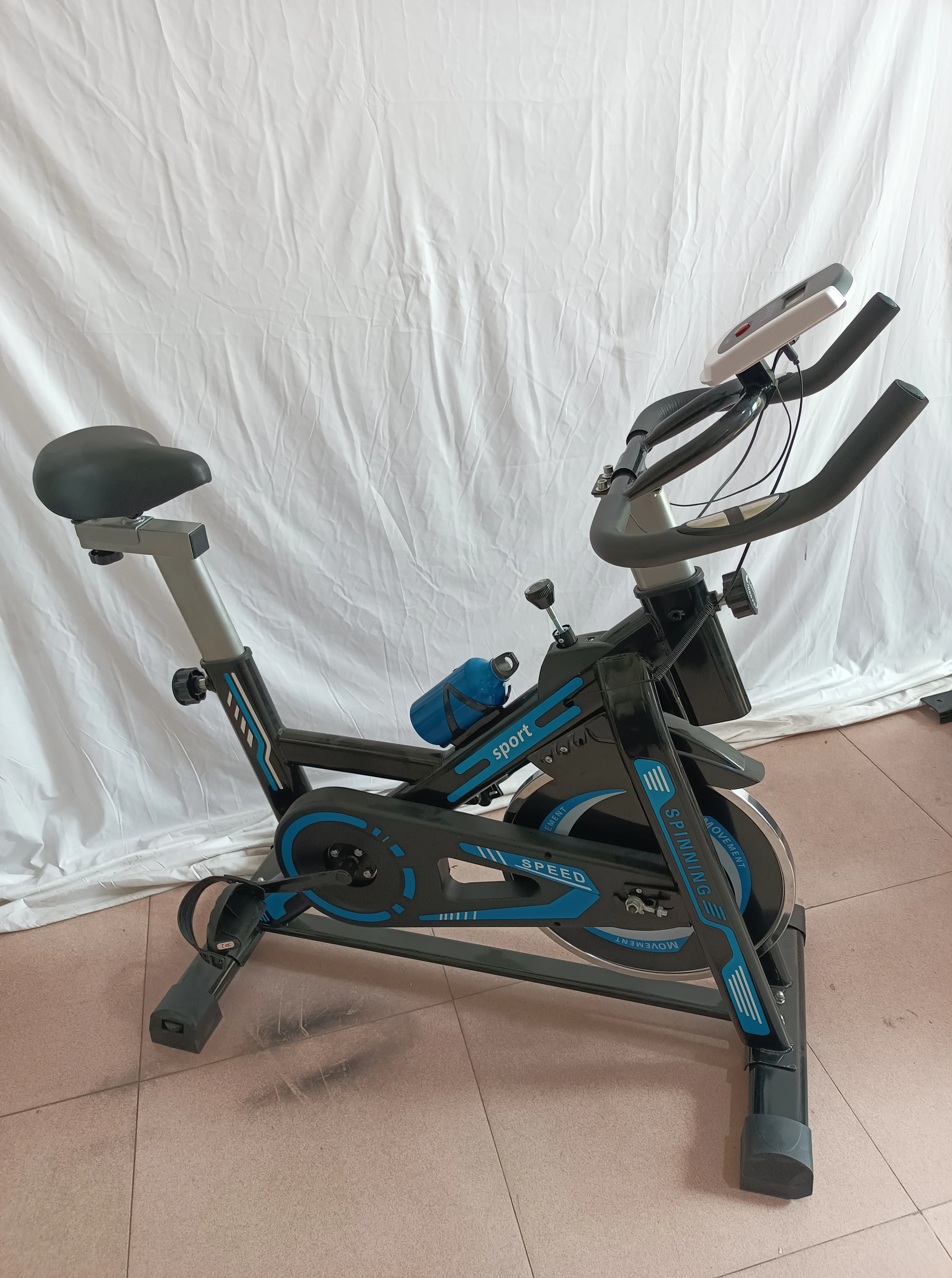 Home indoor magnetic exercise fit spinning bike with screen