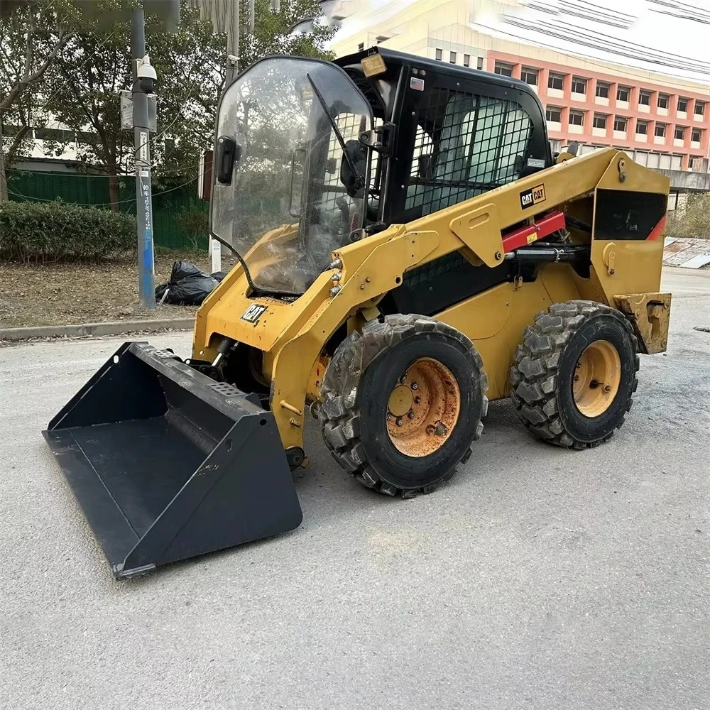 Small Mini Skid Steer Loader Compact Diesel Construction Loader with Various Attachments for Farm Landscaping Work