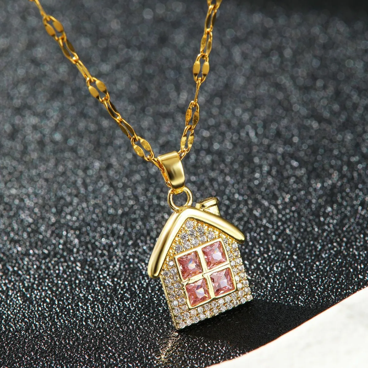 Light Luxury High-end Women's Accessories Boutique Copper Pendant Necklace With Pink Diamond Inlay And Stainless Steel Chain