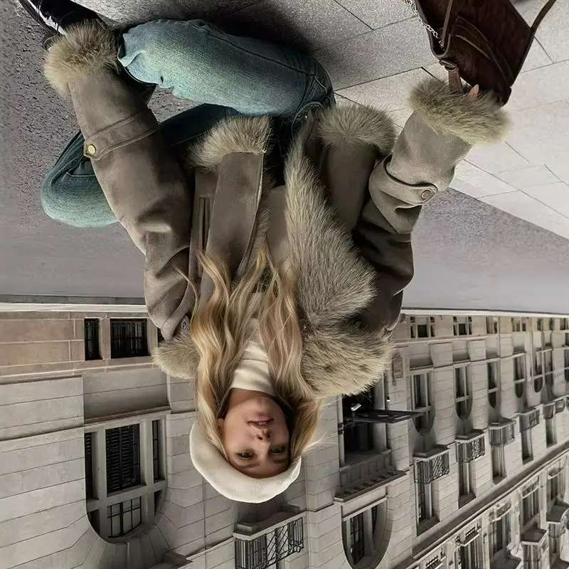 

New Fashionable Casual Warm Coats 2026 Autumn Winter European American Style Fur One-piece Suede Short Motorcycle Coat for Women