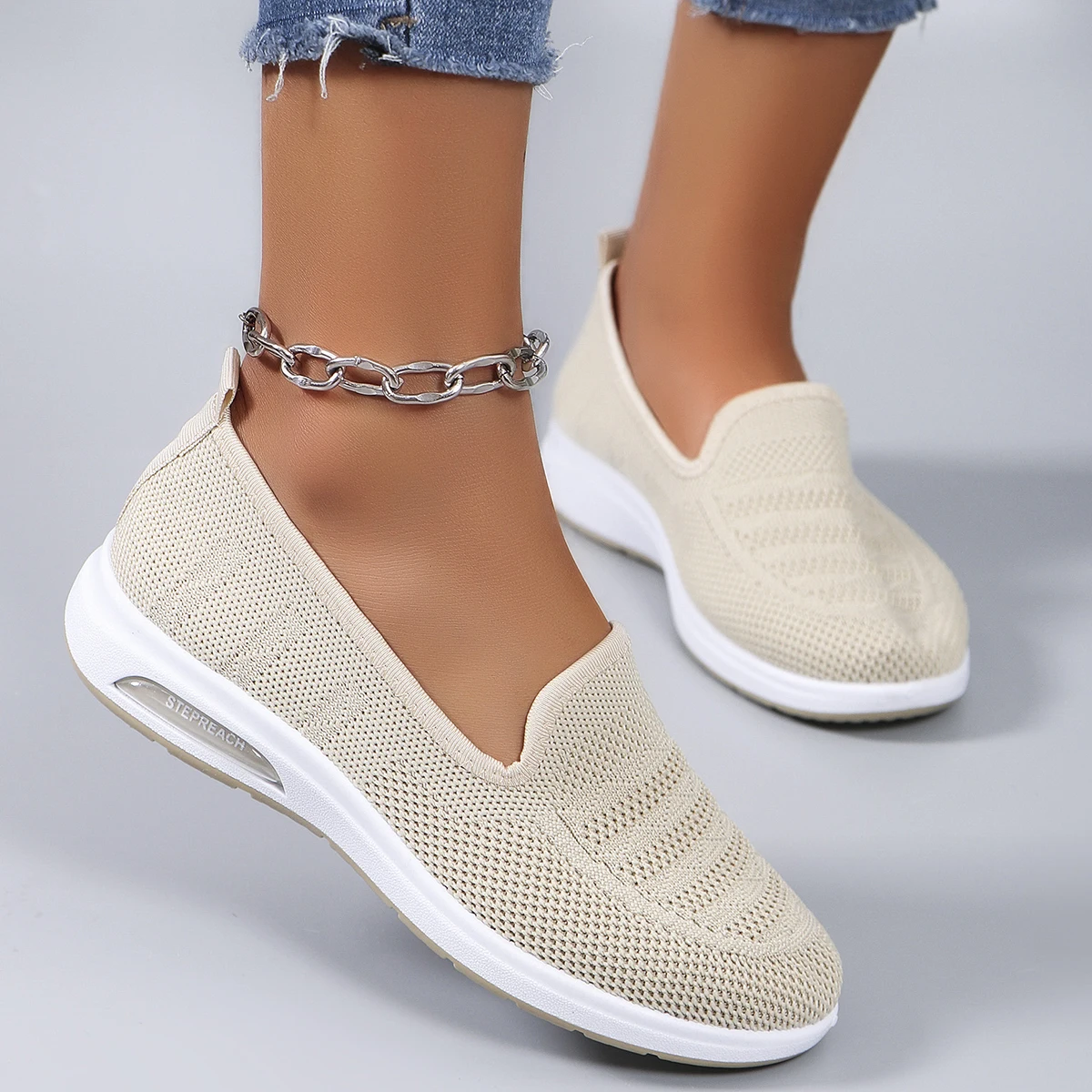 Spring new women\'s sports shoes, fashionable, breathable, lightweight, non-slip, wear-resistant, casual sports shoes, flat shoes