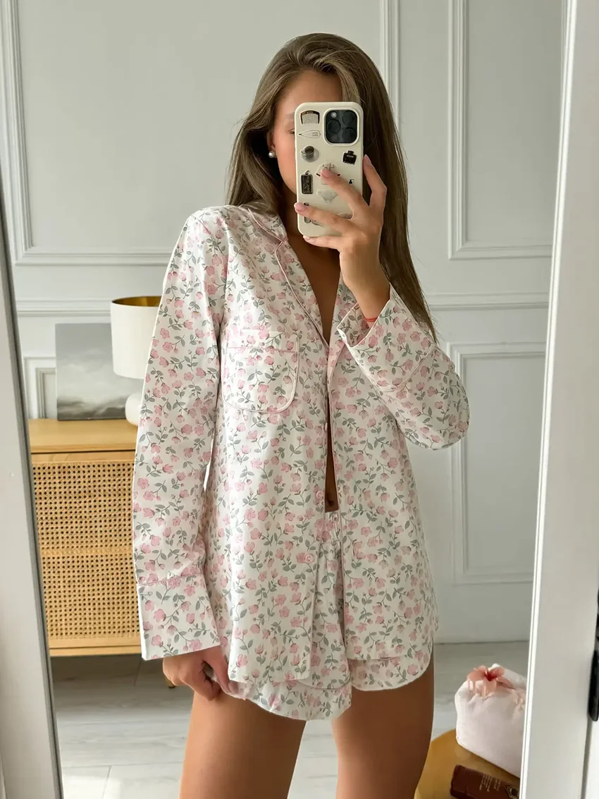 

Marthaiqiq Printing Women Nightgowns Set Long Sleeve Nightwear Sexy Turn-Down Collar Sleepwear Shorts Casual Ladies Pajamas Suit