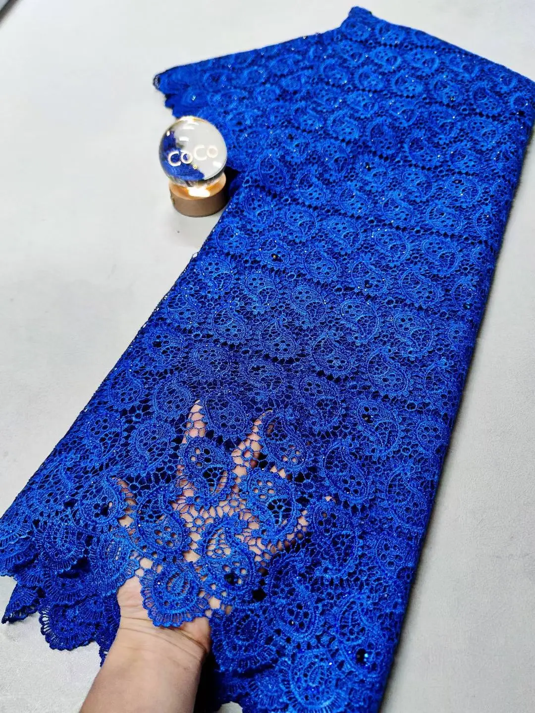 Tecido de renda africano azul 2025 de alta qualidade 5 jardas tecido de renda uipure com pedras tecido de renda nigeriano para vestido de casamento H43-1