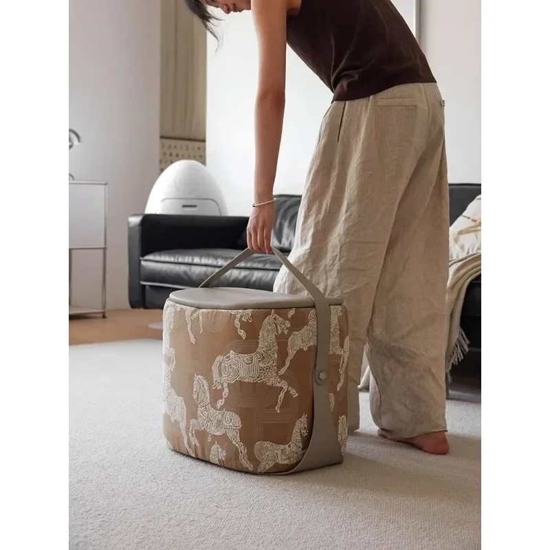 

Horse print shoe changing stool, household light luxury Italian pedal, multi-functional side dressing stool