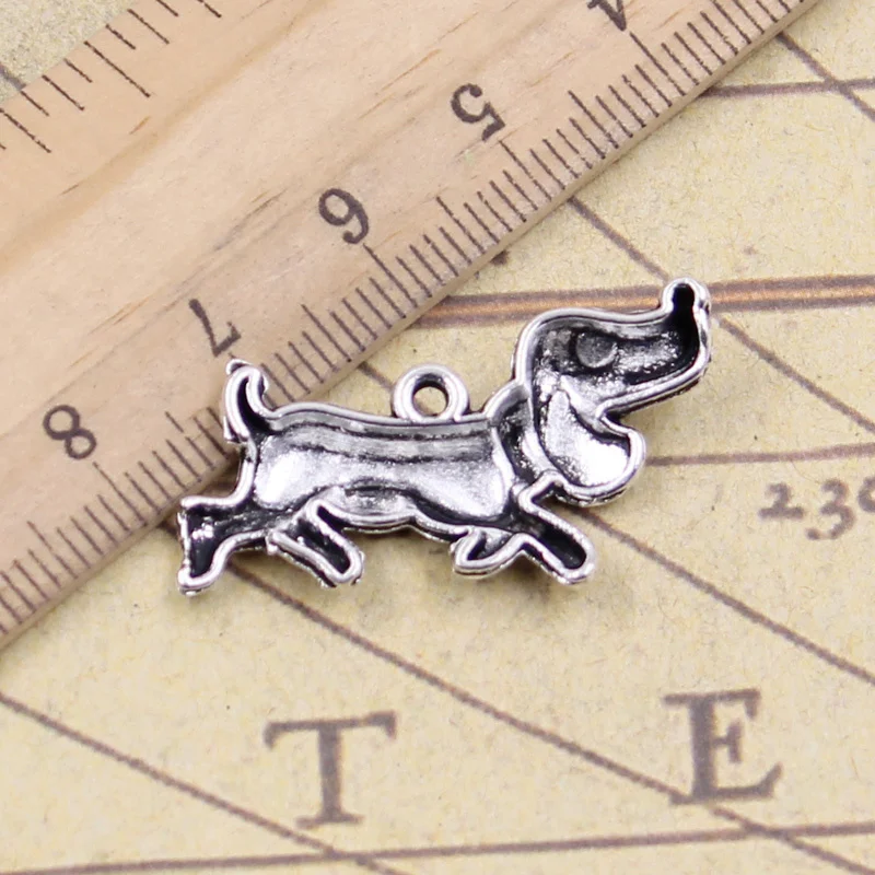 15pcs Charms Dachshund Dog 32x16mm Antique Silver Color Pendants Making DIY Handmade Tibetan Finding Jewelry For Bracelet