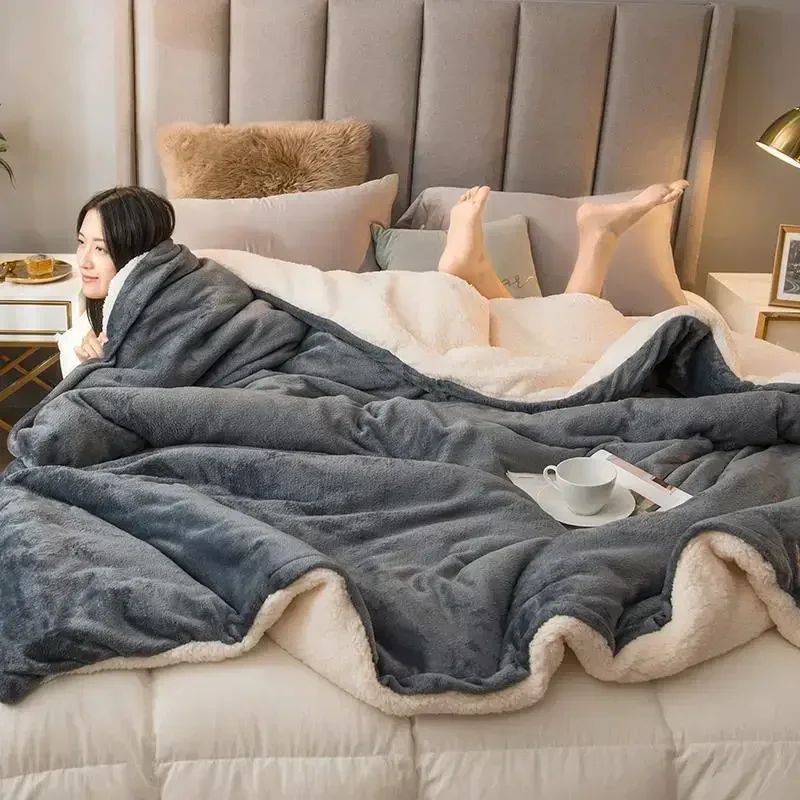 Thick Blanket Lamb Wool Warm Sleeping Double Side Microfiber Flannel Fleece Blankets for Bed Cozy Comfortable Super Soft Quilt