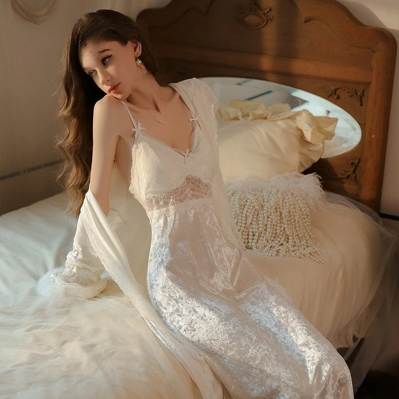 Push Up Built-in Bra Velvet Nightdress Set Sexy Deep V Chemise with Robe Autumn Thermal Lingerie-inspired Pajamas for Women