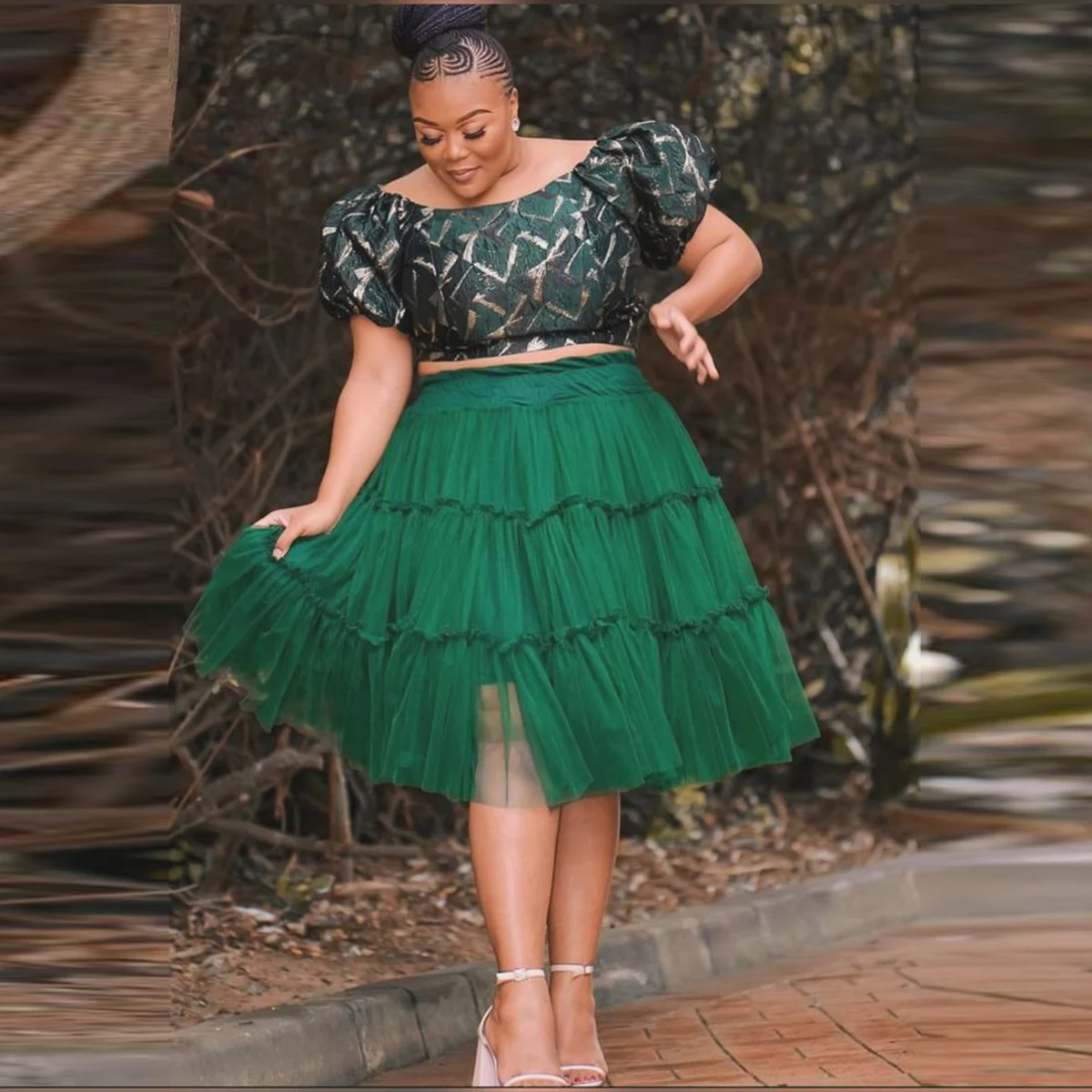 

Green Ruffles Women Short Skirt Elastic Waist Mid-Calf Lady Skirt Girls Formal Wear Party Skirt