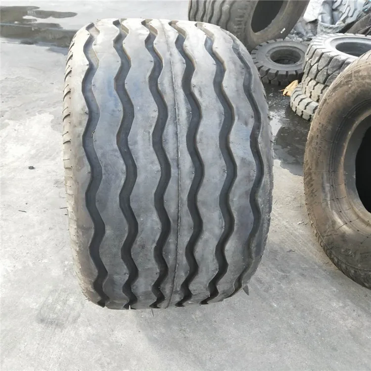 

20-20 OFF the ROAD DESERT and SANDY TIRE WITH E-7 PATTERN