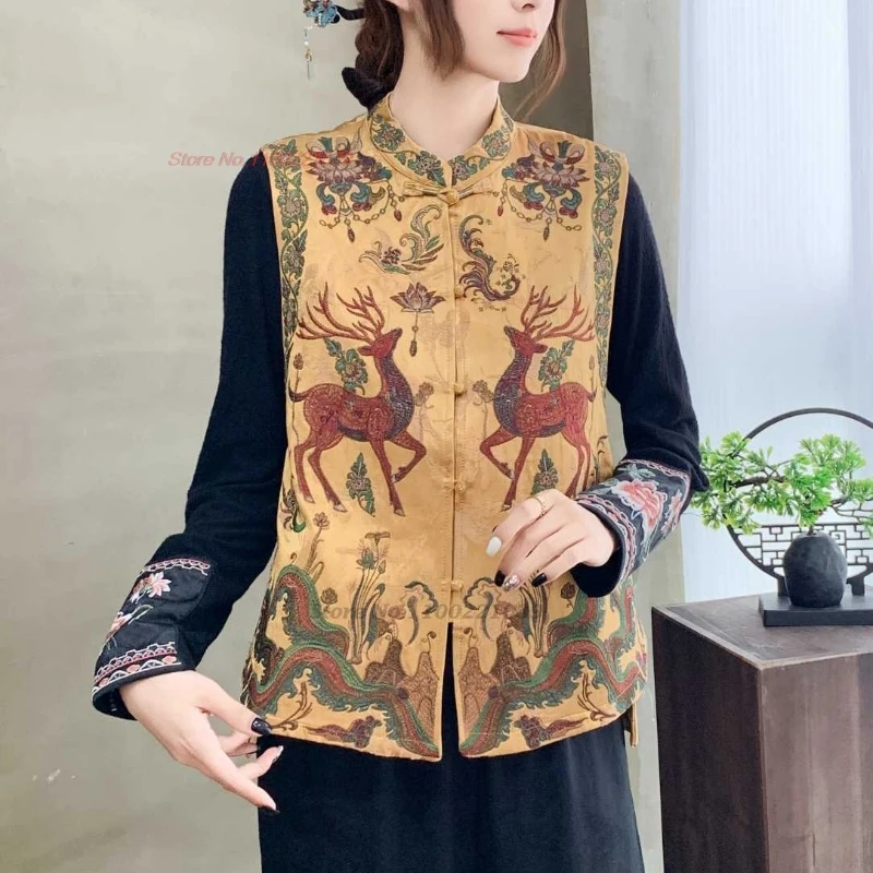 

2025 traditional flower embroidery vest chinese vintage hanfu tops sleeveless jacket oriental retro satin jacquard folk vest